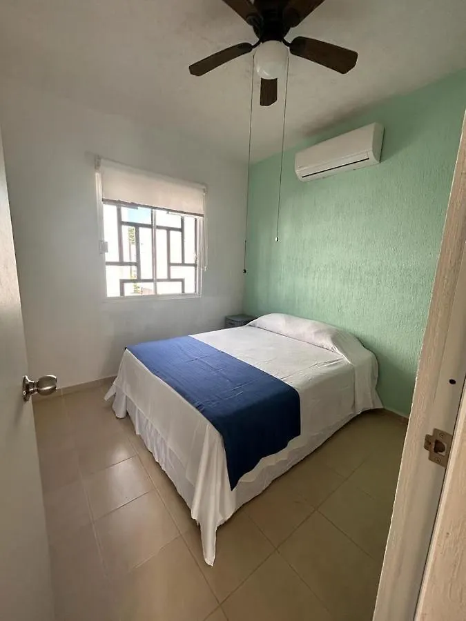 Casa En Real De Las Quintas III Cancun Holiday home